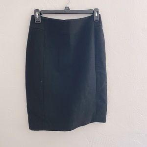 Black pencil skirt 0